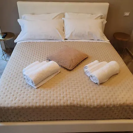 아파트 Le Ochette Di *