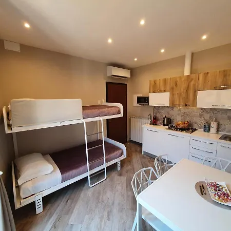 아파트 Le Ochette Di 스트레사