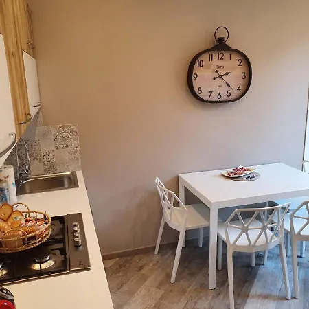 Lägenhet Le Ochette Di Stresa